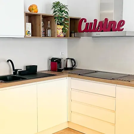 Casa Rolli Mamaisongenova * 제노바
